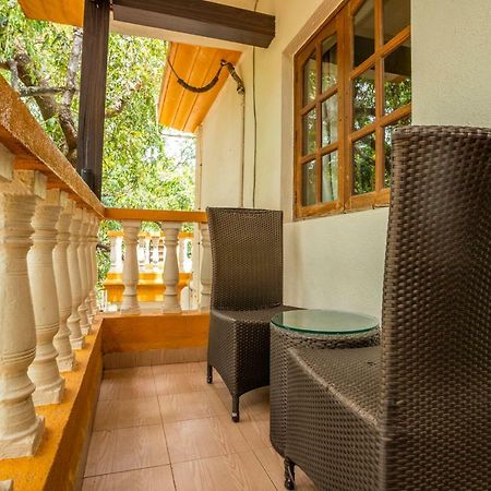 Coco Goa Hotell Arpora Exteriör bild