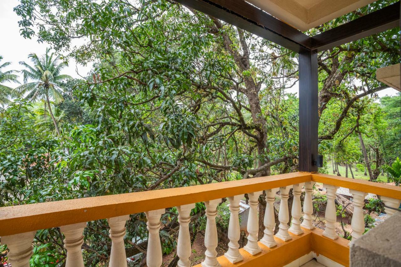 Coco Goa Hotell Arpora Exteriör bild