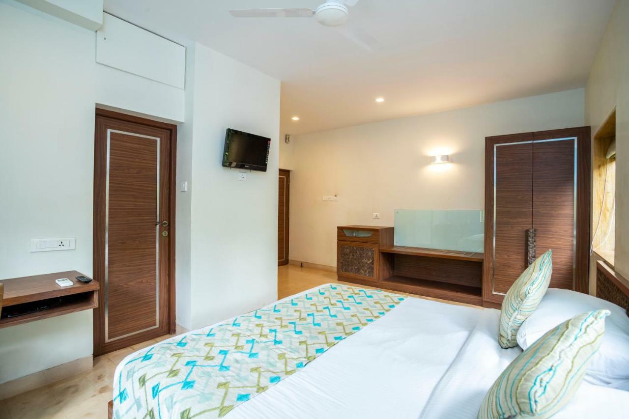Coco Goa Hotell Arpora Exteriör bild